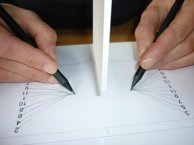 Block mit 50 Blatt zur Verwendung in einem Cheiroskop