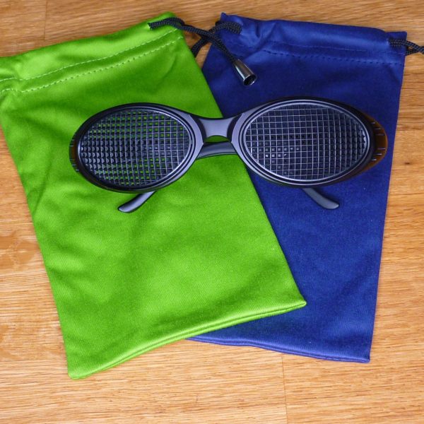 Eckrasterbrille Sport in schwarz