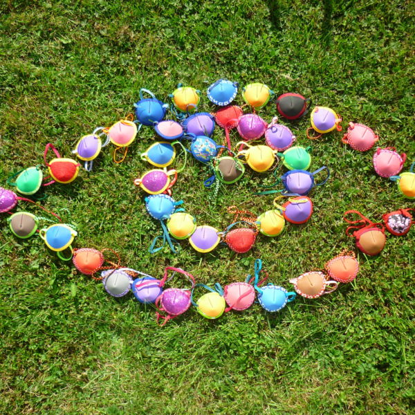 Die bunte Vielfalt an Augenklappen.