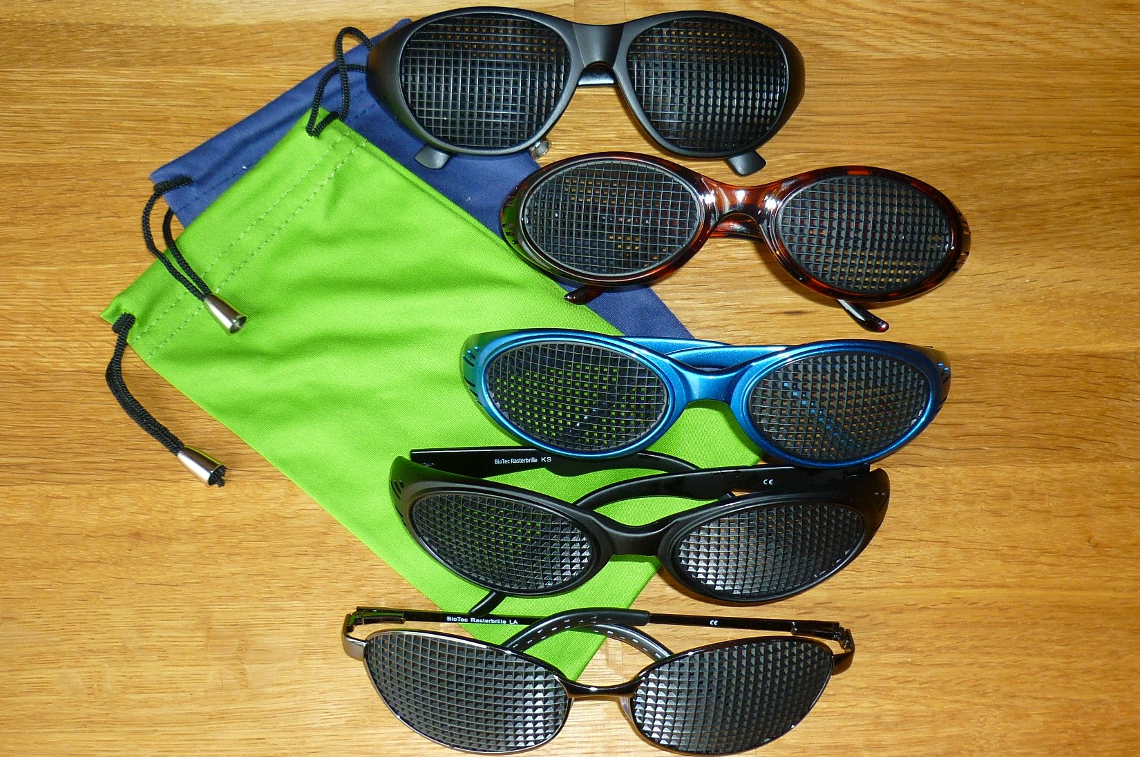 verschiedene Modelle mit Eckraster