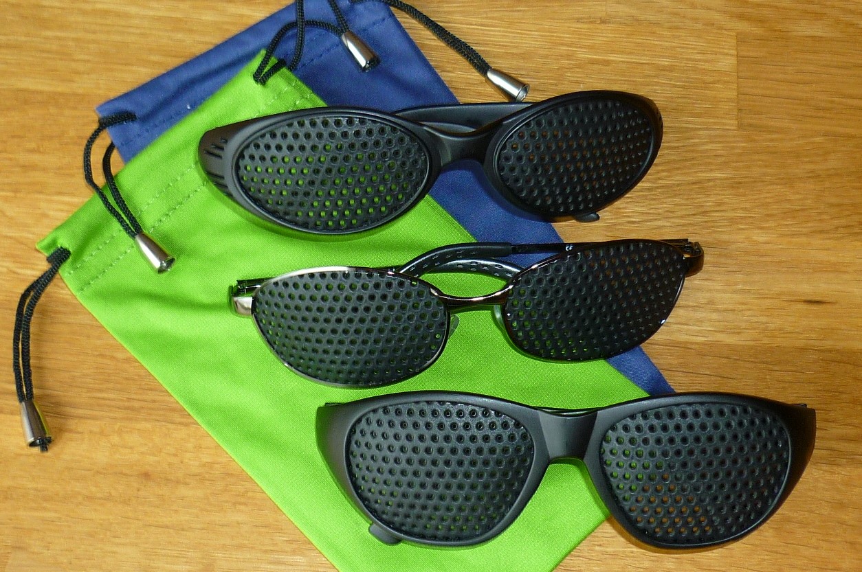 verschiedene Modelle mit grobem Lochraster