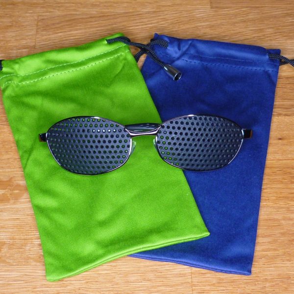 Groblochrasterbrille mit Metallrahmen